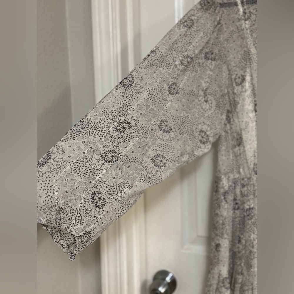 Rebecca Taylor Long Sleeve Pintuck Silk Dress Gray Floral Size 10 NWT $525 - Picture 3 of 12